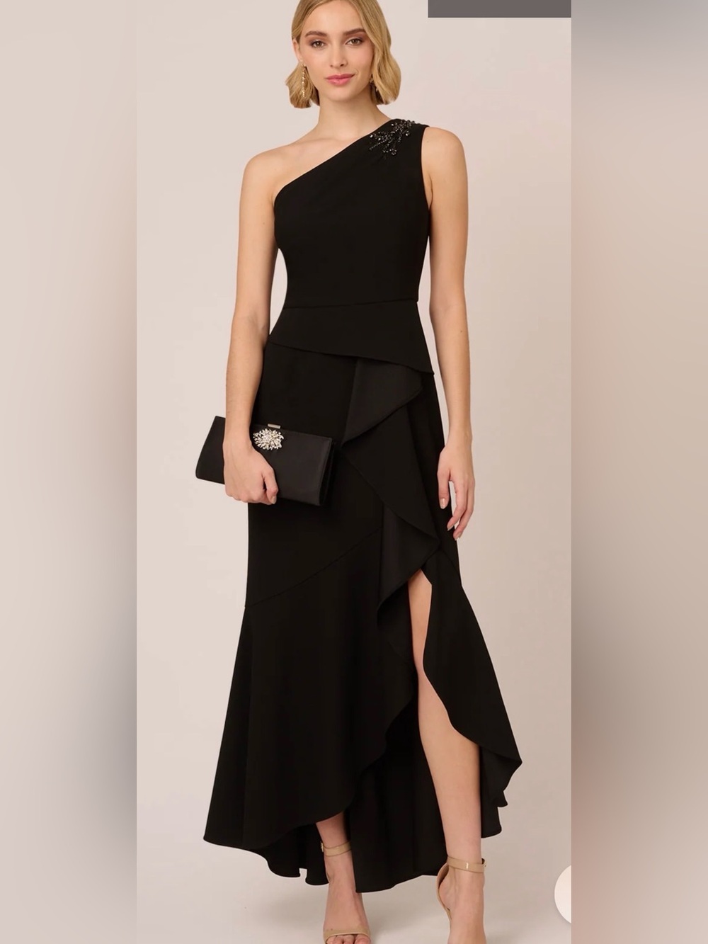 Adrianna Papell
Women's Beaded One-Shoulder Crepe Gown